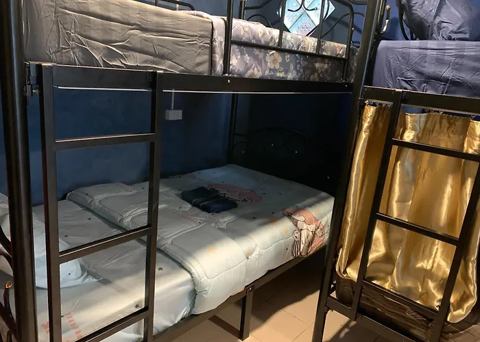 White House Khaosan Hostel Bangkok